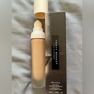 Fenty Pro Filt’r Foundation Shade 230